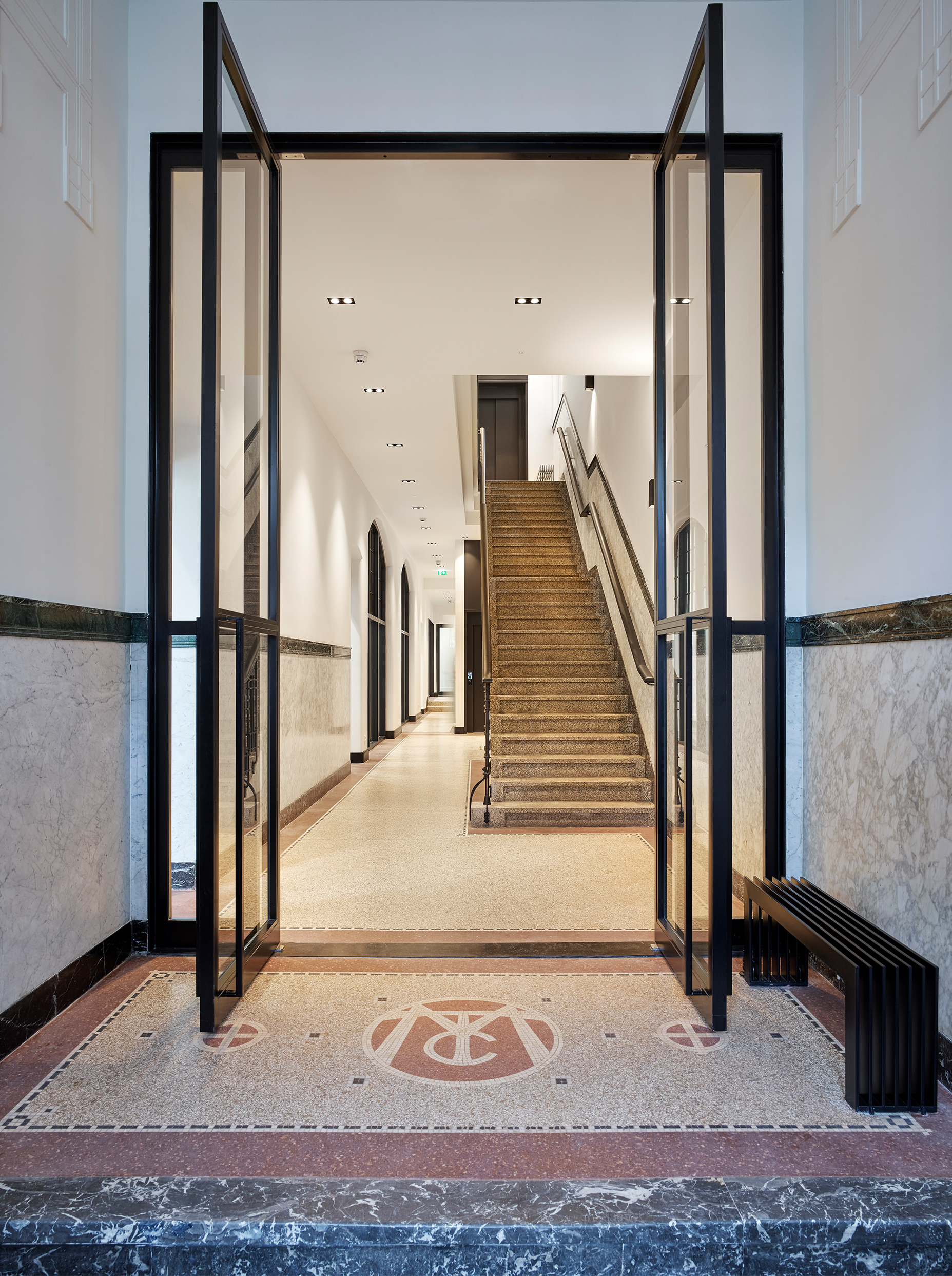 Rokin69-entrance